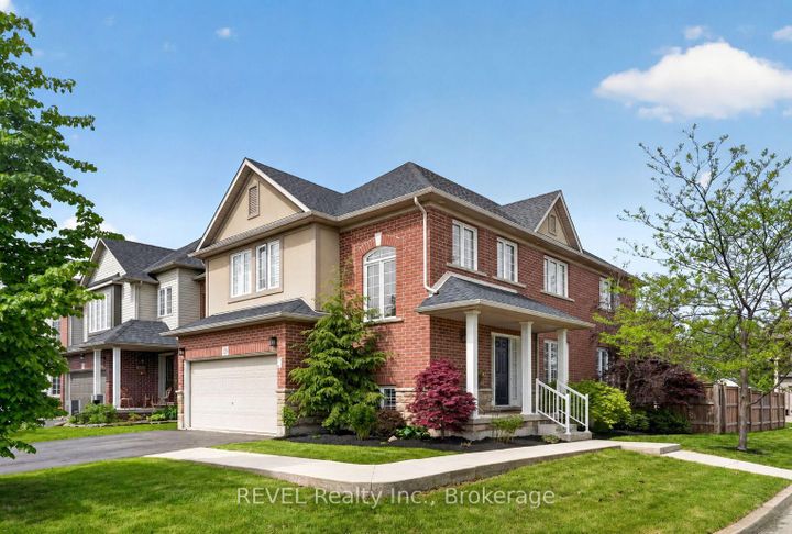 Photo 0 at 29 Springbreeze Heights, Stoney Creek, Hamilton