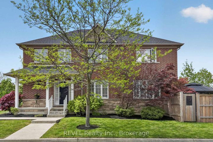 Photo 1 at 29 Springbreeze Heights, Stoney Creek, Hamilton