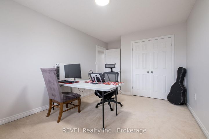 Photo 28 at 29 Springbreeze Heights, Stoney Creek, Hamilton