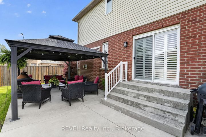 Photo 44 at 29 Springbreeze Heights, Stoney Creek, Hamilton