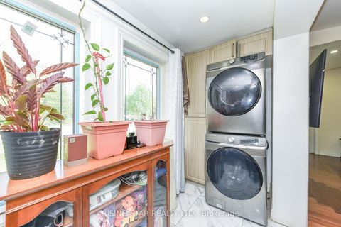 Photo 11 at 2562 Islington Ave Avenue W, Beaumonde Heights, Toronto