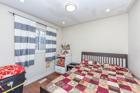 Photo 15 at 2562 Islington Ave Avenue W, Beaumonde Heights, Toronto