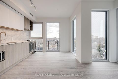 Photo 2 at 1106 - 2020 Bathurst Street, Cedarvale, Toronto