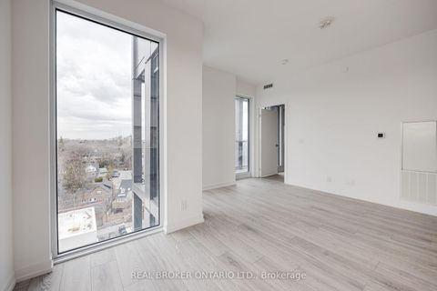Photo 4 at 1106 - 2020 Bathurst Street, Cedarvale, Toronto