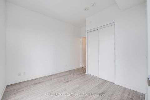 Photo 5 at 1106 - 2020 Bathurst Street, Cedarvale, Toronto