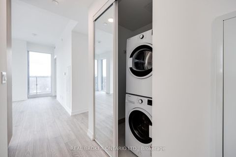 Photo 15 at 1106 - 2020 Bathurst Street, Cedarvale, Toronto