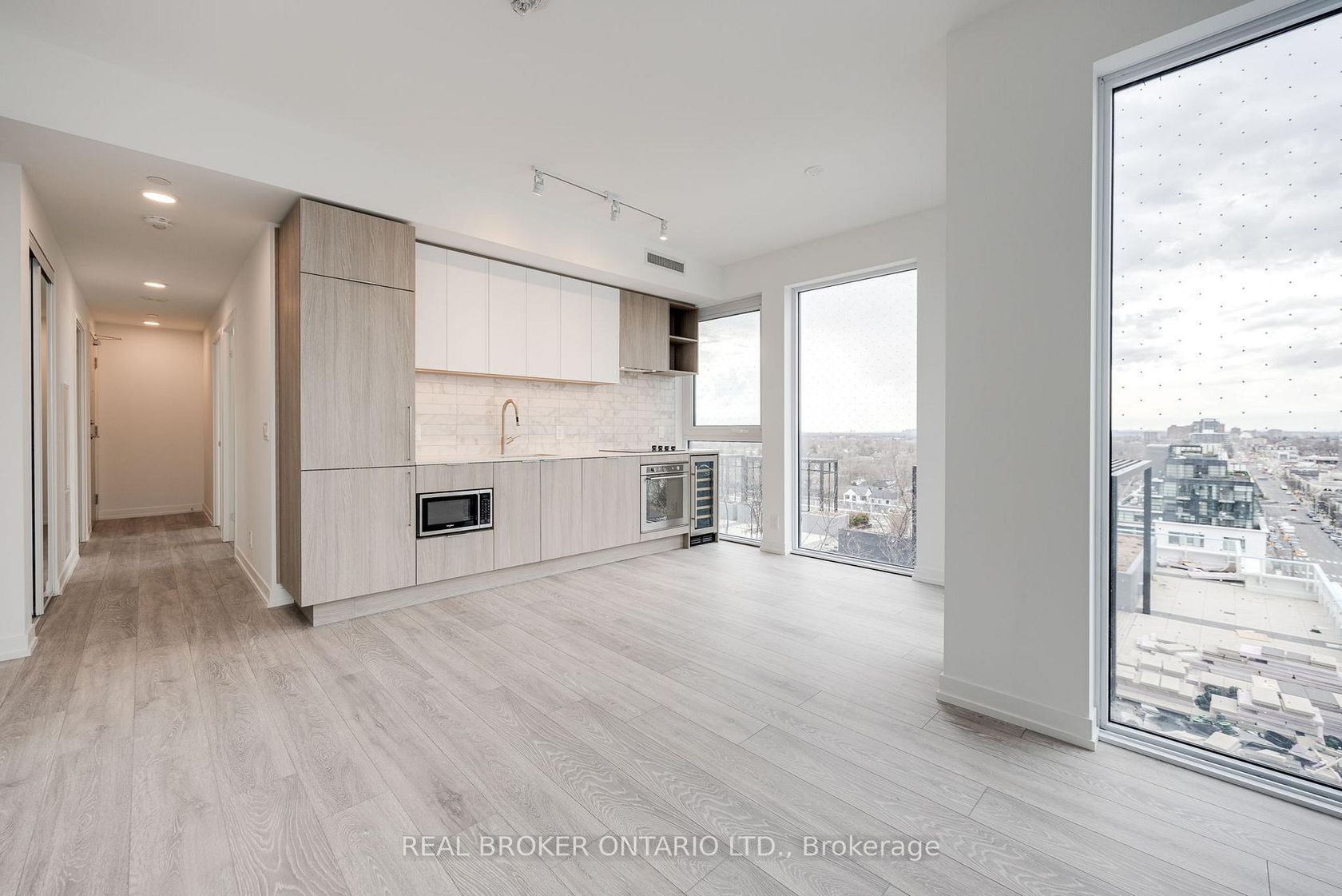 1106 - 2020 Bathurst Street, Cedarvale, Toronto 