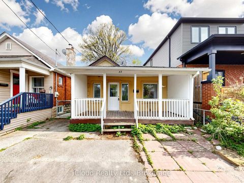 Photo 3 at 32 Seventeenth Street, New Toronto, Toronto