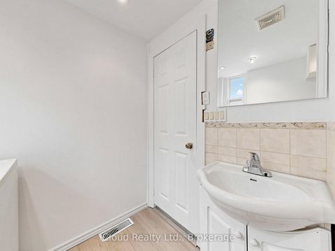 Photo 34 at 32 Seventeenth Street, New Toronto, Toronto