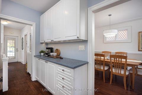 Photo 11 at 11 Avonlea Boulevard, Danforth, Toronto