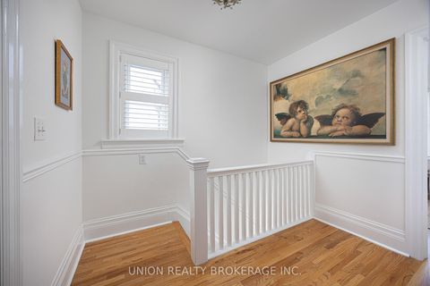 Photo 14 at 11 Avonlea Boulevard, Danforth, Toronto