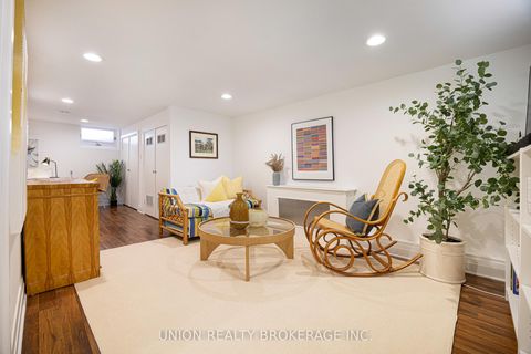 Photo 26 at 11 Avonlea Boulevard, Danforth, Toronto