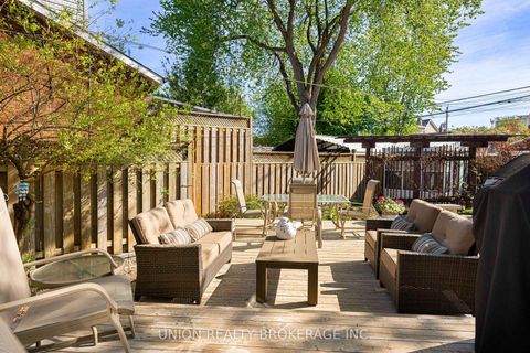 Photo 30 at 11 Avonlea Boulevard, Danforth, Toronto