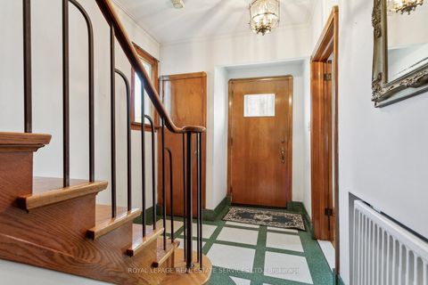 Photo 9 at 28 Cornelius Parkway, Maple Leaf, Toronto