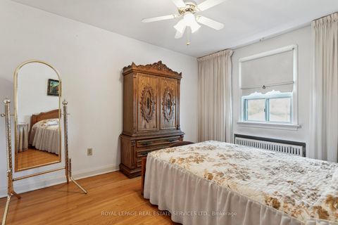 Photo 23 at 28 Cornelius Parkway, Maple Leaf, Toronto