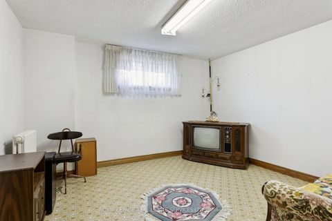 Photo 31 at 28 Cornelius Parkway, Maple Leaf, Toronto