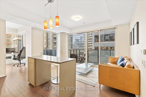 Photo 4 at 716 - 101 Peter Street, Waterfront Communities C1, Toronto