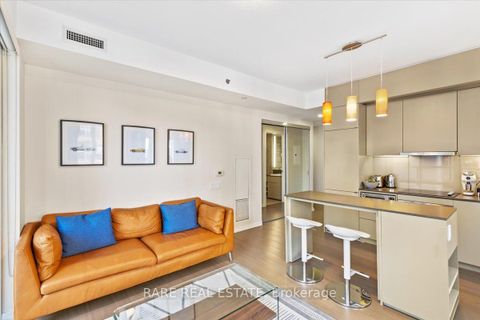 Photo 9 at 716 - 101 Peter Street, Waterfront Communities C1, Toronto