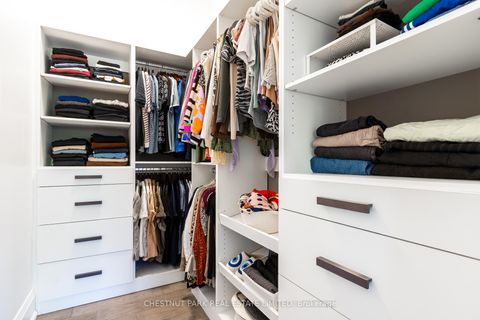 Photo 19 at 15 Edgewood Avenue, Woodbine Corridor, Toronto