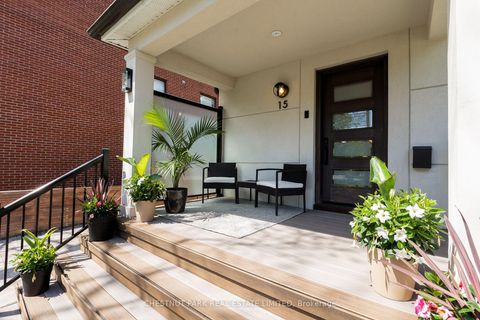 Photo 39 at 15 Edgewood Avenue, Woodbine Corridor, Toronto