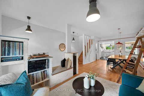 Photo 5 at 118 Ivy Avenue, South Riverdale, Toronto