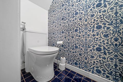 Photo 16 at 118 Ivy Avenue, South Riverdale, Toronto