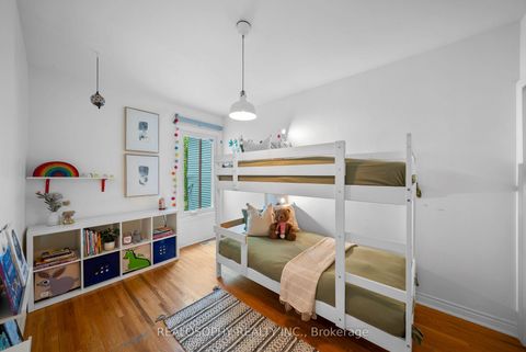 Photo 20 at 118 Ivy Avenue, South Riverdale, Toronto