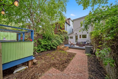 Photo 34 at 118 Ivy Avenue, South Riverdale, Toronto