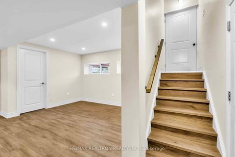 Photo 31 at 33 Landour Avenue, Eglinton West, Toronto