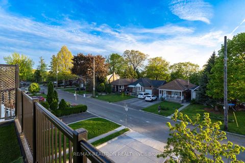 Photo 38 at 33 Landour Avenue, Eglinton West, Toronto