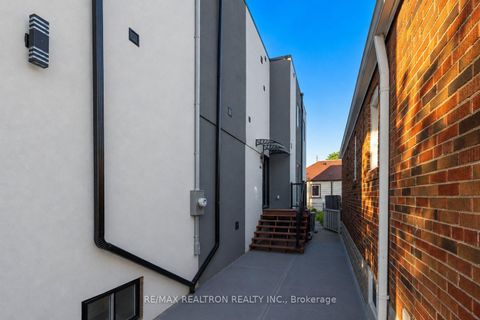 Photo 42 at 33 Landour Avenue, Eglinton West, Toronto