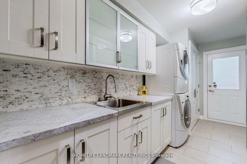 Photo 16 at 30 Bobwhite Crescent, Windfields, Toronto