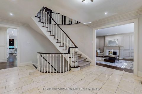 Photo 17 at 30 Bobwhite Crescent, Windfields, Toronto