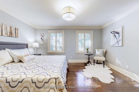 Photo 31 at 30 Bobwhite Crescent, Windfields, Toronto