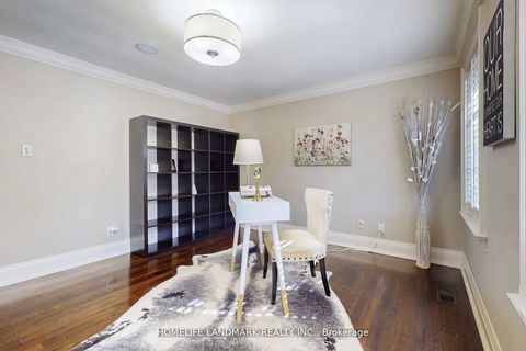 Photo 33 at 30 Bobwhite Crescent, Windfields, Toronto