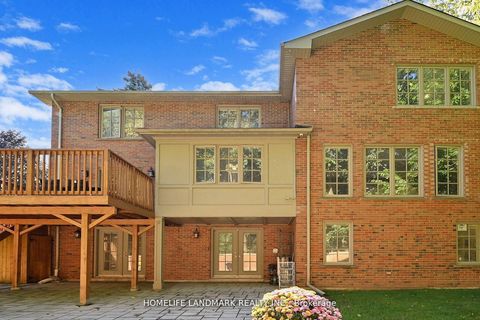Photo 45 at 30 Bobwhite Crescent, Windfields, Toronto