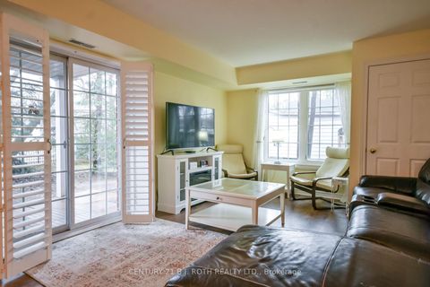 Photo 2 at 114 - 49 Jacobs Terrace, Allandale, Barrie