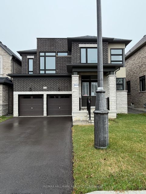 Photo 1 at 112 Weslock Crescent, Bayview Northeast, Aurora