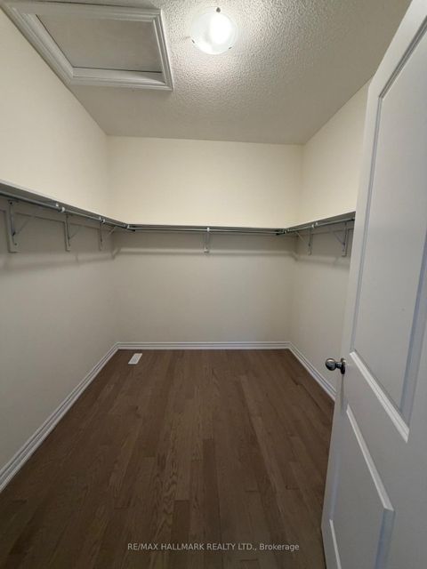 Photo 17 at 112 Weslock Crescent, Bayview Northeast, Aurora