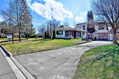 Photo 20 at 58 Harlow Crescent, Beaumonde Heights, Toronto