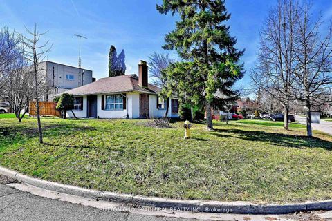 Photo 21 at 58 Harlow Crescent, Beaumonde Heights, Toronto