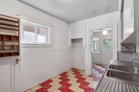 Photo 8 at 12 Stibbard Avenue, Mount Pleasant East, Toronto