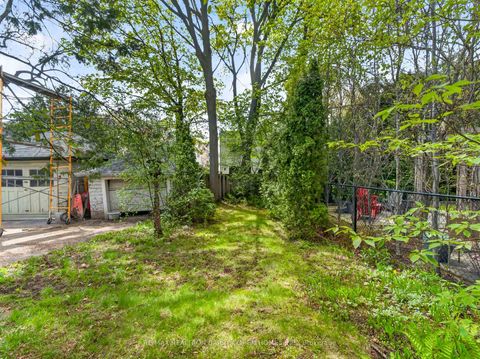 Photo 14 at 12 Stibbard Avenue, Mount Pleasant East, Toronto