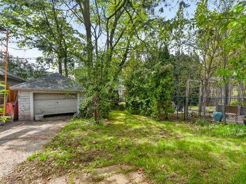 Photo 15 at 12 Stibbard Avenue, Mount Pleasant East, Toronto