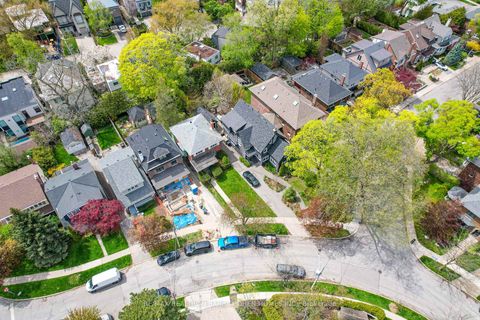 Photo 17 at 12 Stibbard Avenue, Mount Pleasant East, Toronto