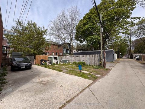 Photo 7 at 163 Logan Avenue, South Riverdale, Toronto