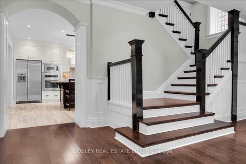 Photo 13 at 3 Shorncliffe Avenue, Casa Loma, Toronto