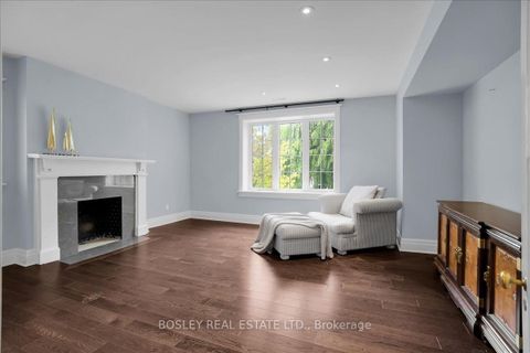 Photo 19 at 3 Shorncliffe Avenue, Casa Loma, Toronto