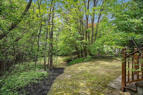 Photo 25 at 3 Shorncliffe Avenue, Casa Loma, Toronto
