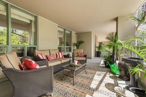 Photo 2 at 215 - 28 Empress Avenue, Willowdale East, Toronto